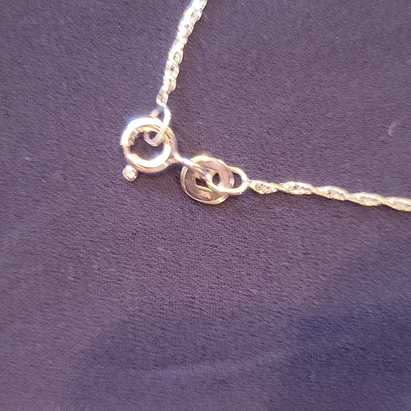 18 " inch Silver chain with Abolone and 7 CZs! Beautiful! - Picture 5 of 10
